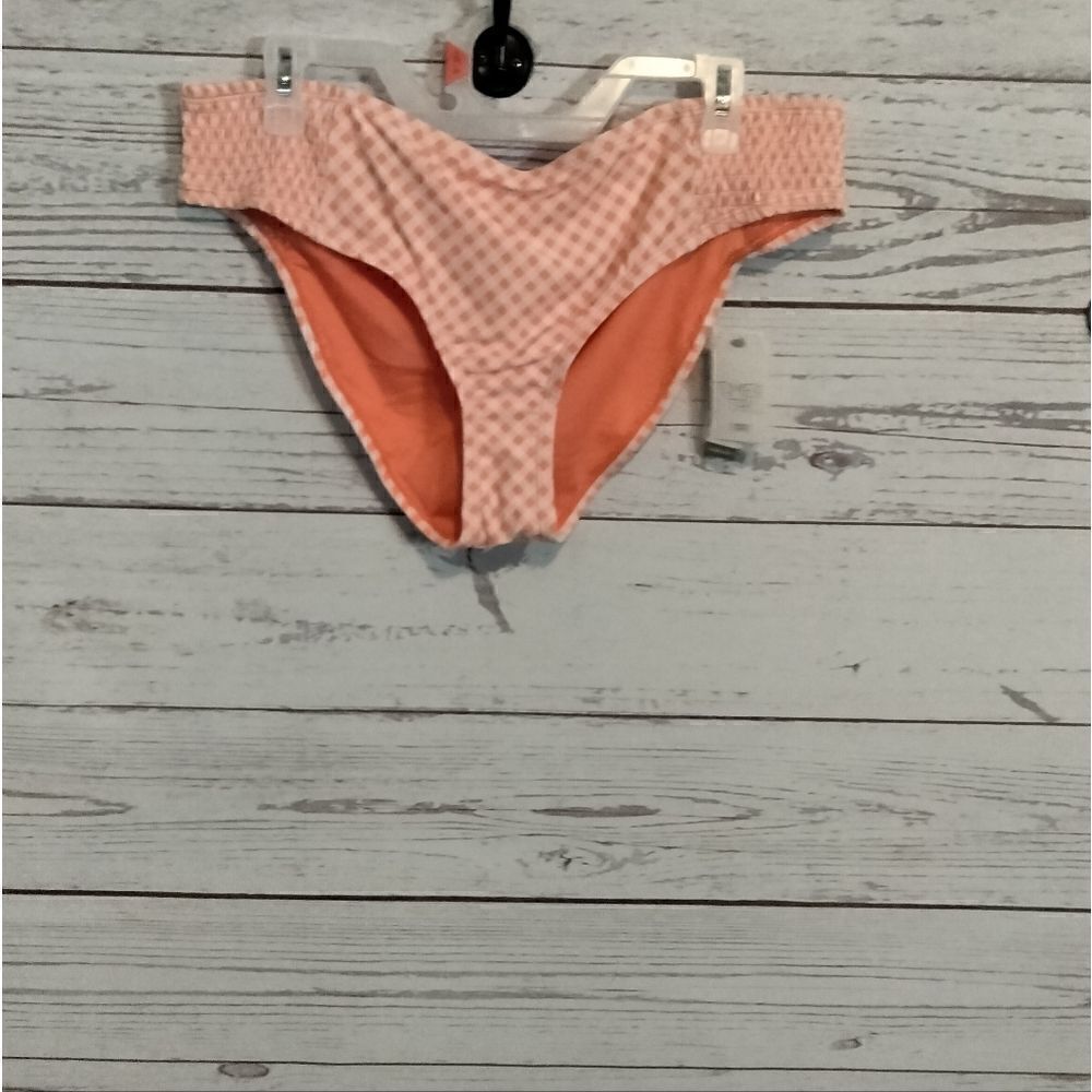New Without tags "Time & Tru" woman's bikini bottoms